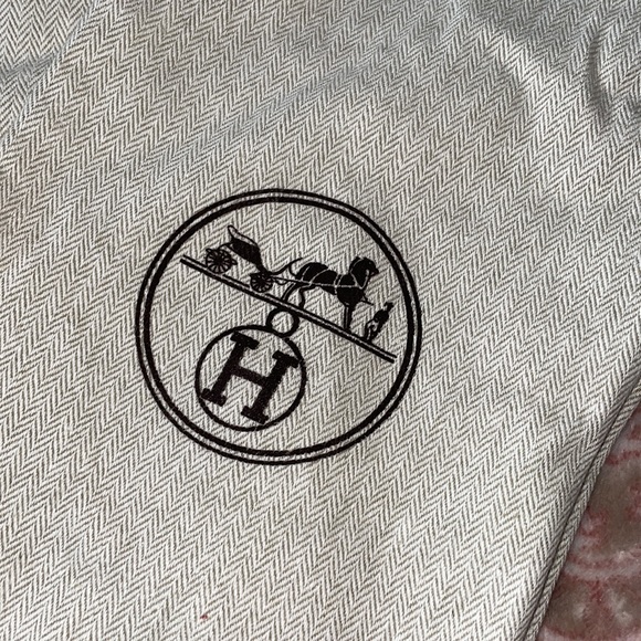 Hermes fabric storage pouch - Picture 3 of 4